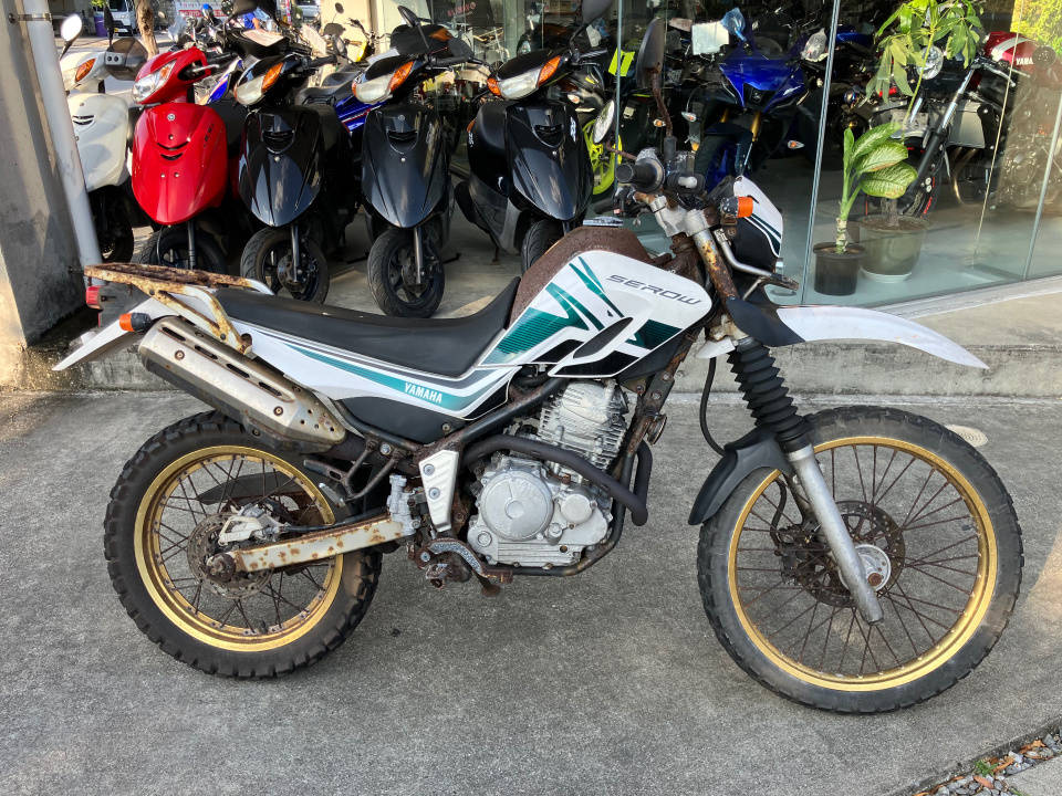 Yamaha SEROW XT250 2012