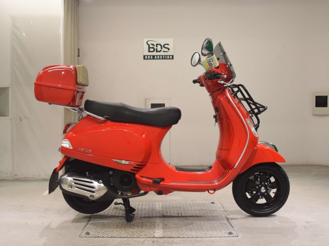 Vespa LX125 2018