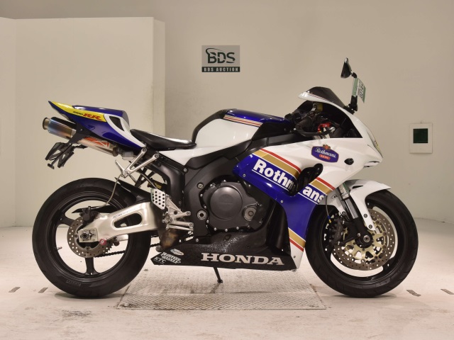 Honda CBR1000RR 2006