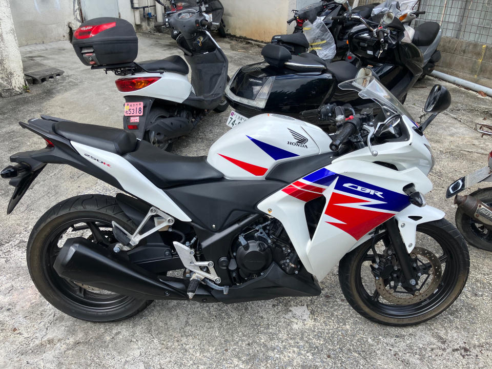 Honda CBR250R 2013
