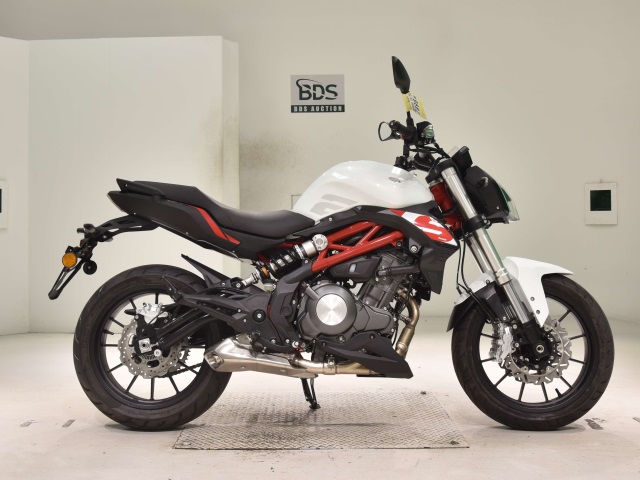 Benelli TNT 249 S 2022