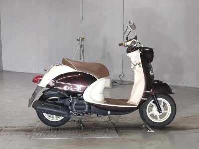 Yamaha VINO50 2016