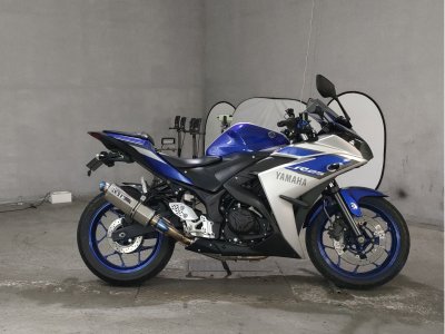 Yamaha YZF-R25 2015