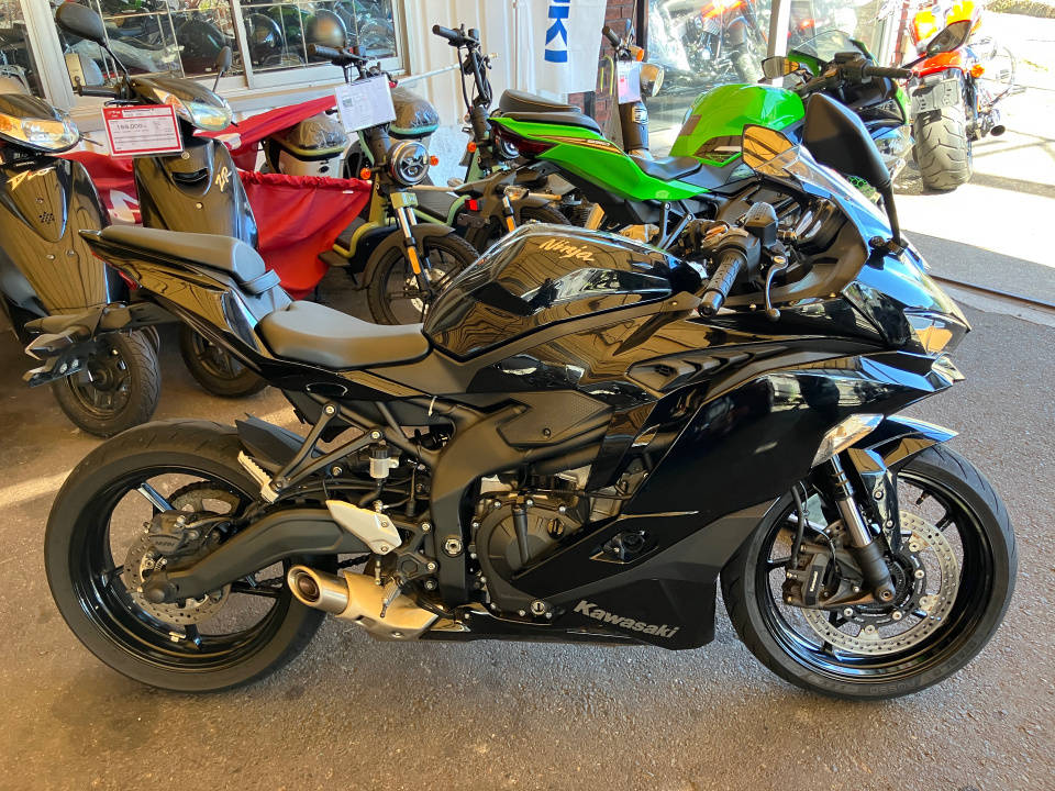 Kawasaki NINJA ZX-25R 2022
