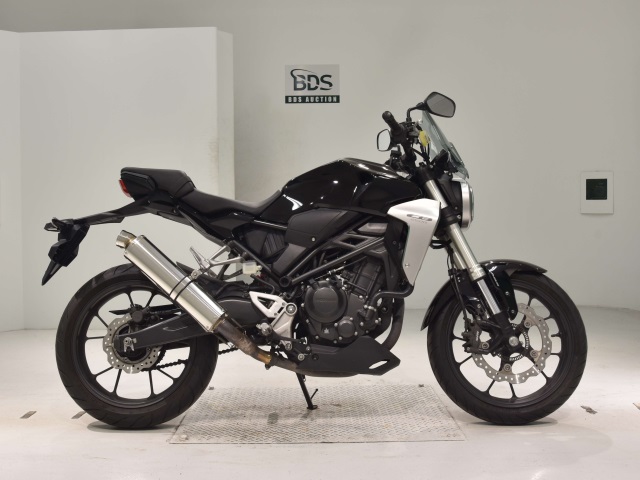 Honda CB250RA 2018