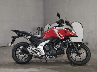 Honda NC750X 2021