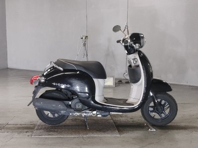 Honda GIORNO 2011