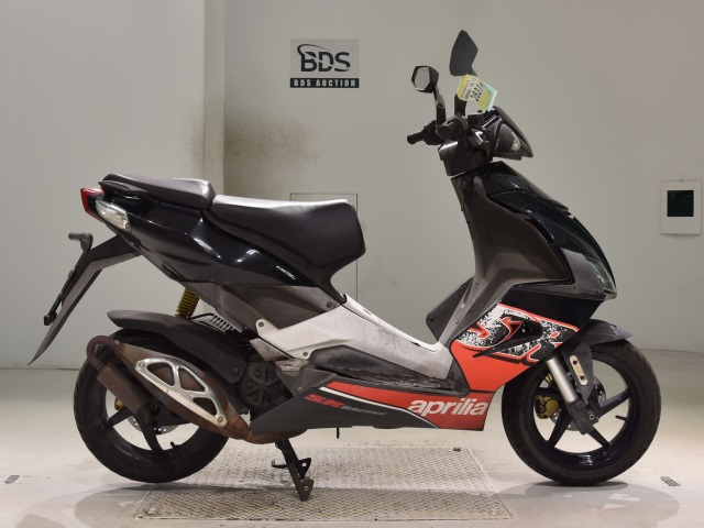 Aprilia SR50 2011