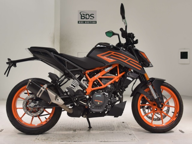 KTM 125 DUKE 2023