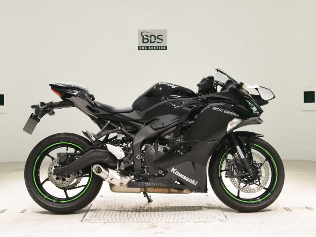Kawasaki NINJA ZX-25R 2021