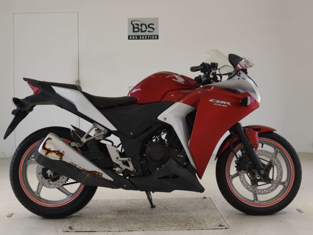 Honda CBR250R 2011