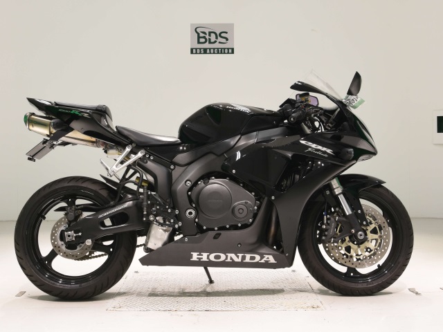 Honda CBR1000RR 2006
