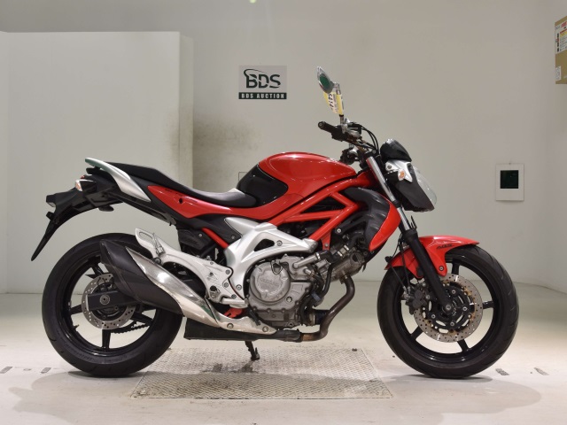 Suzuki GLADIUS SFV400A 2010