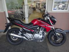 Suzuki GSR250