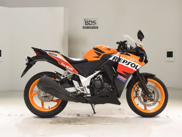 Honda CBR250RA 2013