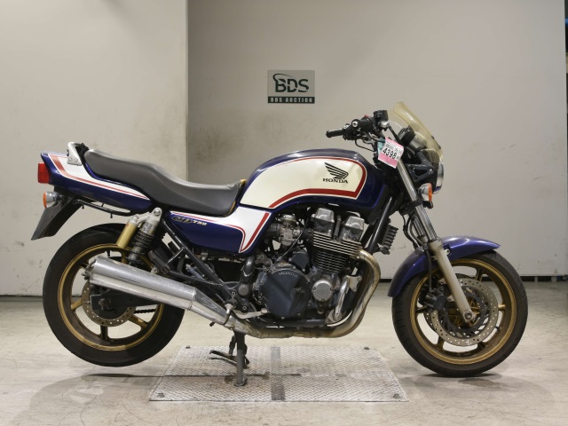 Honda CB750SF 2004