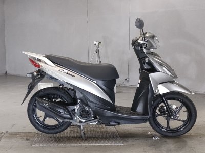 Suzuki ADDRESS V110