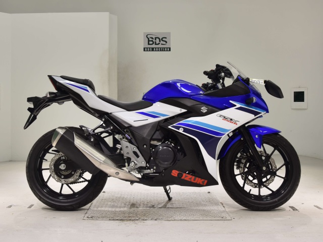 Suzuki GSX250R
