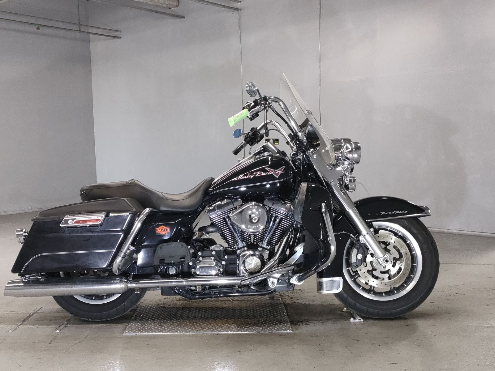 HD ROAD KING FLHR1580 2007