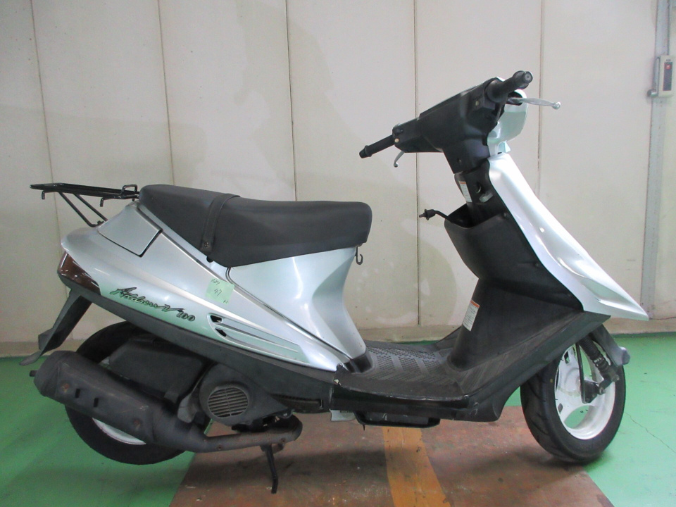 Suzuki ADDRESS V100