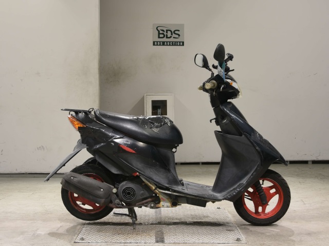 Suzuki ADDRESS V50