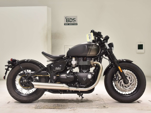 Triumph BONNEVILLE BOBBER 2021