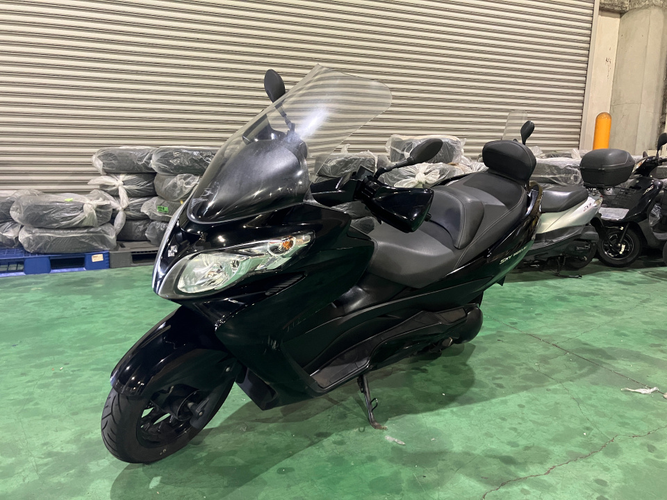 Suzuki SKYWAVE 250