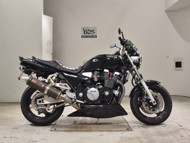 Yamaha XJR1300 2000