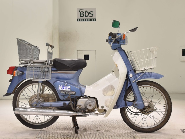 Honda C50 1982