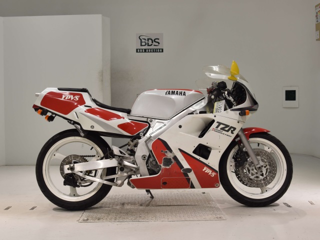 Yamaha TZR250R 1989