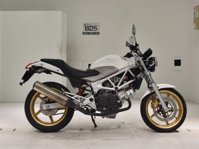 Honda VTR250 2009