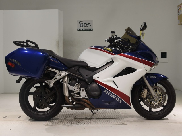 Honda VFR800A 2007