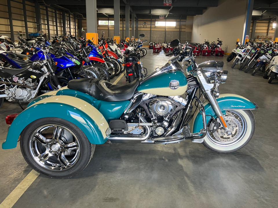 HD ROAD KING FLHR1580 2009