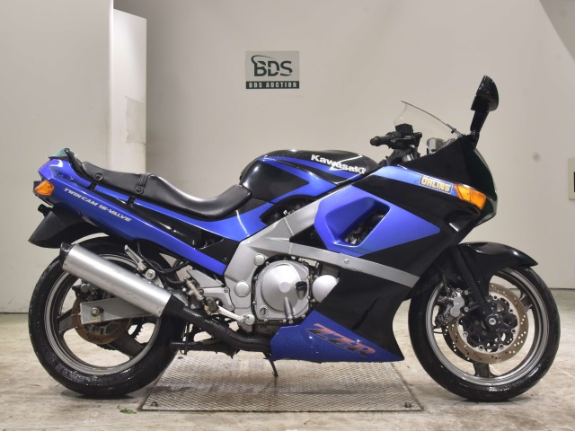 Kawasaki ZZ-R400 1991