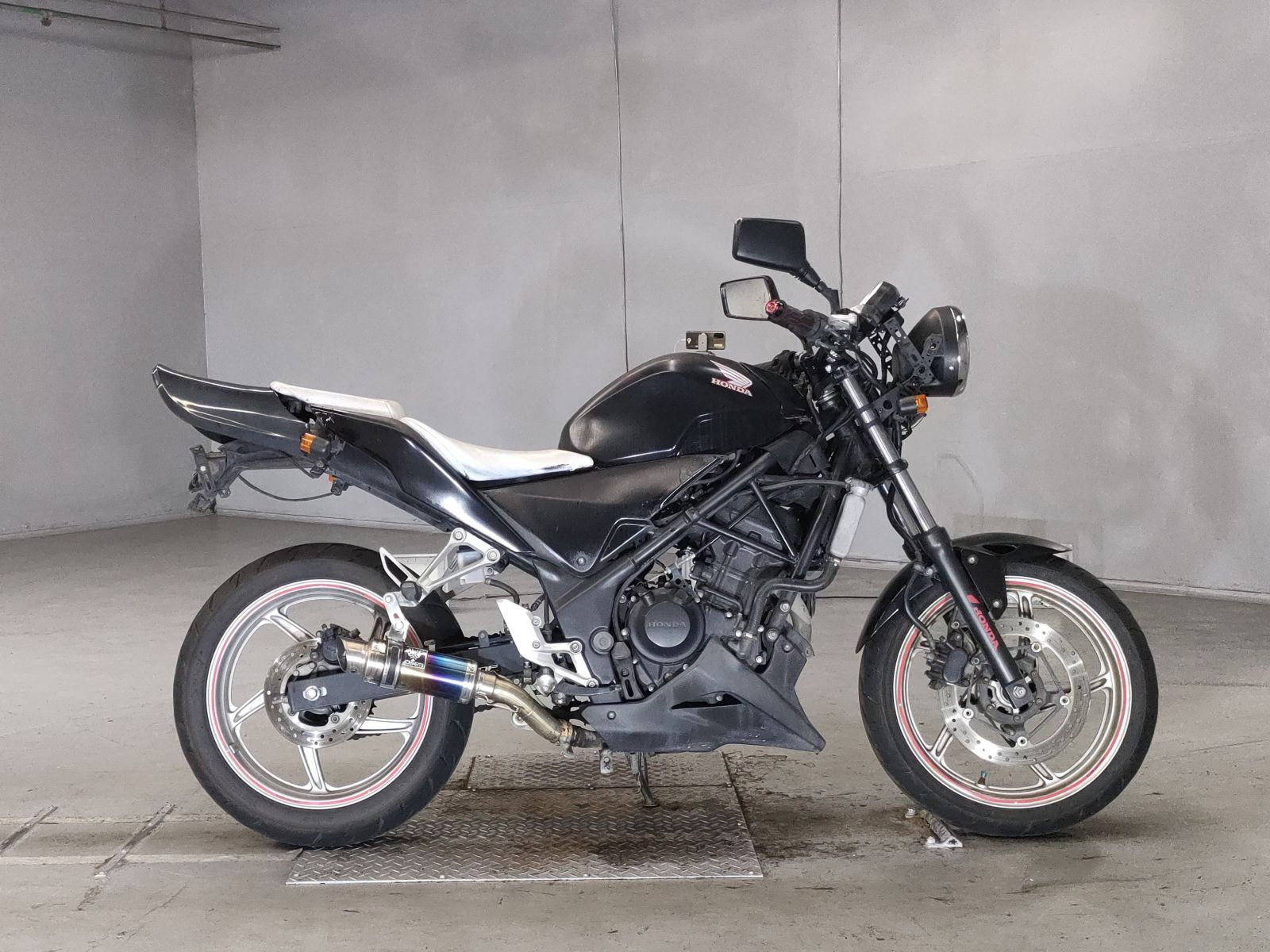 Honda CBR250R 2011