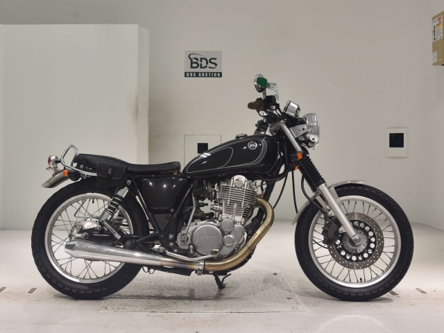 Yamaha SR400 2013