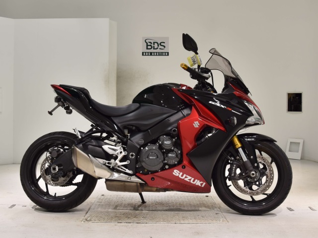 Suzuki GSX-S1000F 2015