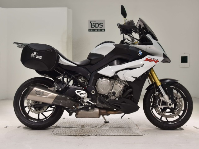 BMW S1000XR 2015