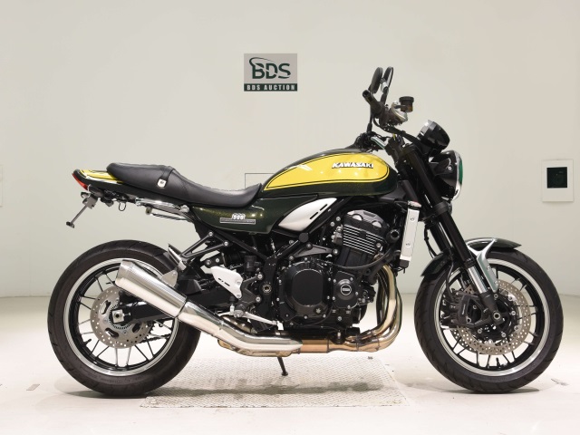 Kawasaki Z900RS 2023
