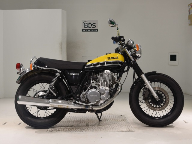 Yamaha SR400 2016