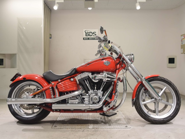 HD ROCKER C FXCWC1580 2010