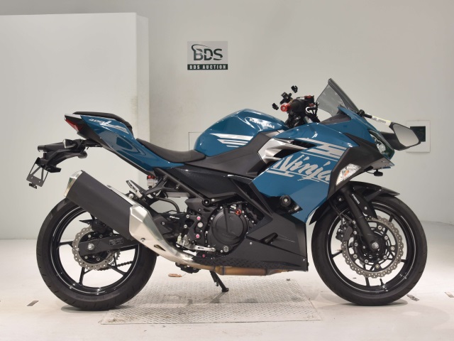Kawasaki NINJA400 2021
