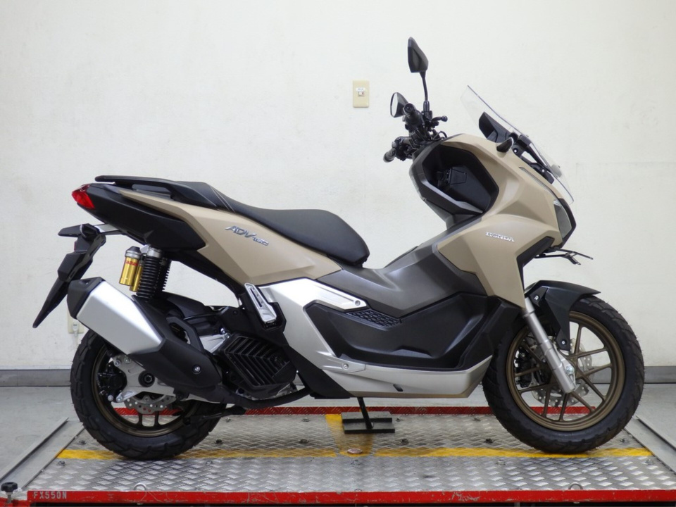 Honda ADV 160 2024