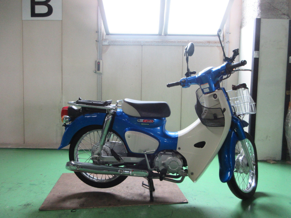 Honda CC110 CROSSCUB 2018