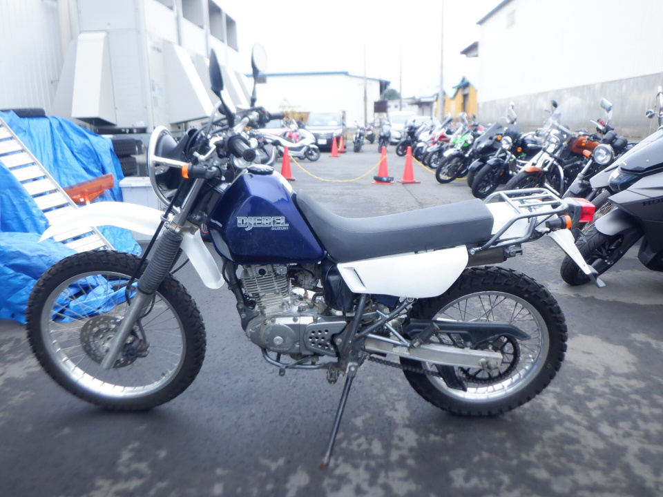 Suzuki DJEBEL200