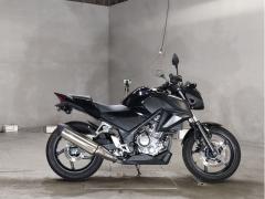 Honda CB250 2016