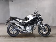 Suzuki GLADIUS SFV650 2012