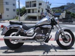 Suzuki INTRUDER 250LC 2001