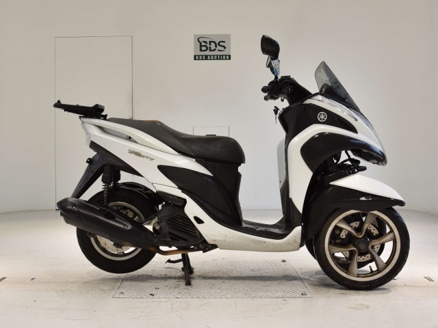 Yamaha TRICITY MW125 2015
