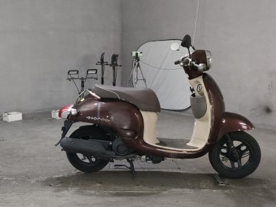Honda GIORNO 2011